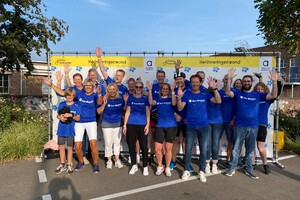 Hans Schneider introduceert zoon Koen binnen Acousoft