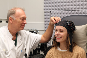 Experimenteel gehoorimplantaat registreert hersengolven