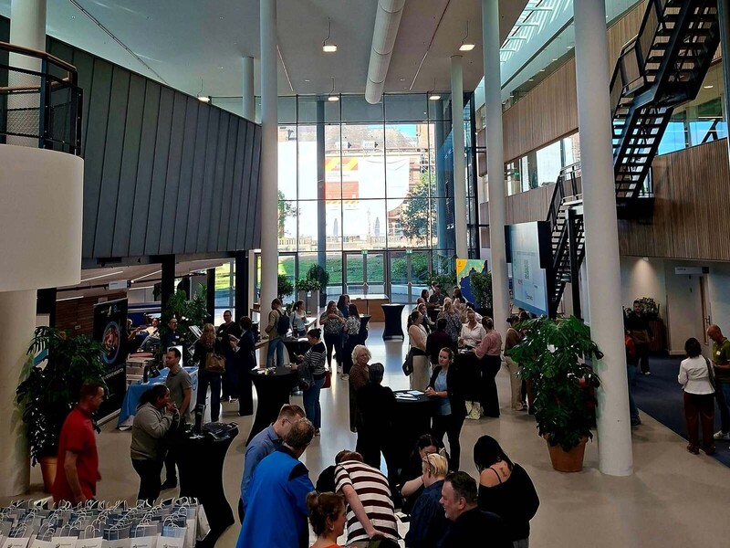 Live Surgery Symposium van Earhelp