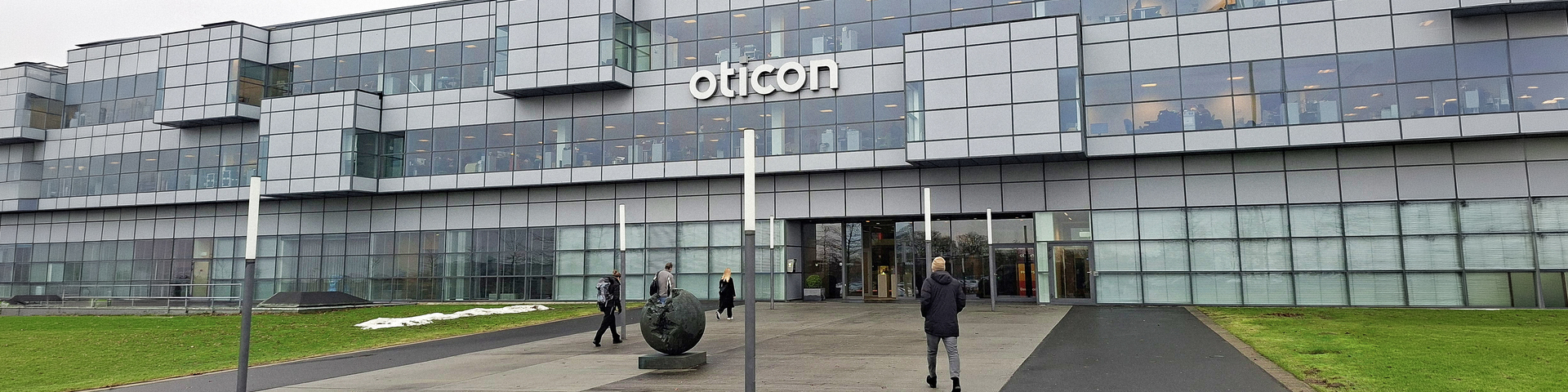 HOE OTICON ZEAL TOT STAND KOMT: EEN KIJKJE ACHTER DE SCHERMEN BIJ DEMANT IN KOPENHAGEN